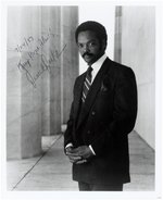 JESSE JACKSON SIGNED PHOTO.