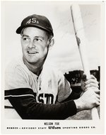 NELSON FOX (HOF) SIGNED PROMOTIONAL PHOTO.