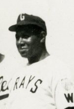 1946 NEGRO LEAGUE EAST ALL-STARS TEAM PHOTO W/HOFERS: GIBSON, LEONARD, IRVIN, MACKEY, DAY & DOBY.