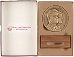 CLINTON OFFICIAL 1997 BRONZE INAUGURAL MEDAL BOXED COMPLETE BY MEDALLIC ARTS.