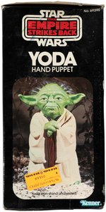 STAR WARS: EMPIRE STRIKES BACK YODA HAND PUPPET IN BOX.