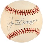 JOE DiMAGGIO (HOF) SINGLE-SIGNED BASEBALL.