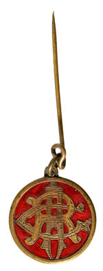 ENAMEL GAR LOGO MEDALLION ON STICKPIN.