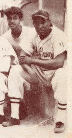 1946-47 CLUB CIENFUEGOS BASEBALL TEAM PREMIUM PHOTO WITH HOF'ER MARTIN DIHIGO.