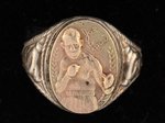 1940s JOE LOUIS GOLD LUSTER OVAL PORTRAIT ON "SILVER" RING BY MAKER UNCAS.