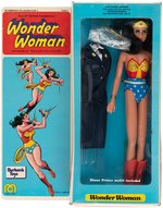 BURBANK TOYS MEGO 12.5" LYNDA CARTER AS WONDER WOMAN IN BOX.