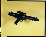 STAR WARS: THE EMPIRE STRIKES BACK - ELECTRONIC LASER RIFLE AFA 75 EX+/NM (PHOTO SAMPLE WITH TRANSPARENCY).