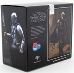 GENTLE GIANT STAR WARS: THE MANDALORIAN (BESKAR ARMOR) BOXED MINI-BUST.