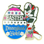 "DISNEYLAND HOTEL EASTER '94" EMPLOYEE PIN.