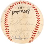 1971 NEW YORK METS TEAM-SIGNED BASEBALL.