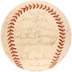 1972 NEW YORK METS TEAM-SIGNED BASEBALL.