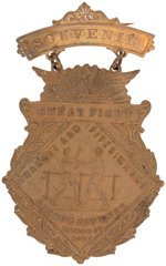 1897 "GREAT FIGHT CORBETT/FITZSIMMONS/CARSON CITY" BRASS BADGE WITH SCENE IN DIAMOND DESIGN.