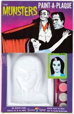 THE MUNSTERS PAINT-A-PLAQUE - LILY MUNSTER UNUSED BOXED SET.