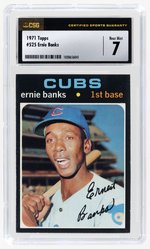 1971 TOPPS #525 ERNIE BANKS (HOF) CSG 7 NM.