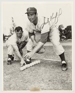 SANDY KOUFAX (HOF) SIGNED PHOTO.