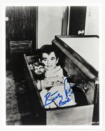 THE MUNSTERS BUTCH PATRICK SIGNED PHOTO.