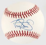 DARRYL STRAWBERRY SINGLE-SIGNED BASEBALL.