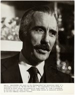 CHRISTOPHER LEE SIGNED PHOTO.