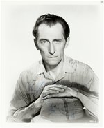 PETER CUSHING SIGNED PHOTO PRINT.