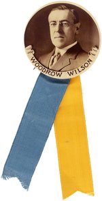 WOODROW WILSON BOLD & SCARCE 2.25" PORTRAIT BUTTON.