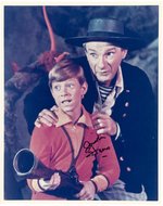 LOST IN SPACE -  DR. SMITH ACTOR JONATHAN HARRIS SIGNED PHOTO.