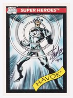 STAN LEE SIGNED 1990 HAVOK TRADING CARD.