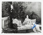 DRACULA (1931 SPANISH) - LUPITA TOVAR SIGNED PHOTO.