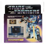 TRANSFORMERS (1984) SERIES 1 - SOUNDWAVE AFA 80 NM (TRADEMARK LOGO/NO RUBSIGN).