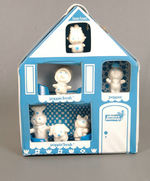 "PILLSBURY DOUGH BOY-POPPIN' FRESH PLAYHOUSE" W/ VINYL FIGURES