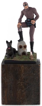 THE PHANTOM SPANISH MICRO-SCULPTED FIGURE IN BOX BY MARCO NAVAS.