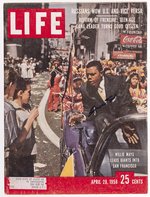 WILLIE MAYS (HOF) SIGNED LIFE MAGAZINE.