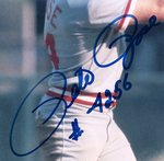 PETE ROSE & BUD HARRELSON SIGNED FIGHT PHOTO.