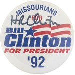 BILL & HILLARY CLINTON SIGNED 1992 CAMPAIGN BUTTONS.