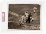 1927 WORLD SERIES - NEW YORK YANKEES VS PITTSBURGH PIRATES ORIGINAL NEWS SERVICE PHOTOGRAPH WITH LOU GEHRIG (HOF) PSA/DNA TYPE I.