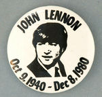 "JOHN LENNON" 1980 MEMORIAL BUTTON.