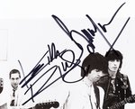 THE ROLLING STONES BAND-SIGNED PUBLICITY PHOTO.