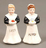 HARVEY GIRLS HOTELS SALT & PEPPER SET.