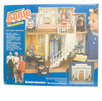 "THE WORLD OF ANNIE" KNICKERBOCKER DOLL AND MANSION  UNOPENED BOXED.