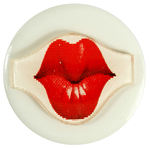 FLASHING LIPS BUTTON.