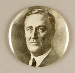 FDR EARLY 4" REAL PHOTO BUTTON C. 1936.