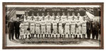 “MONTREAL ROYALS” 1941 INTERNATIONAL LEAGUE CHAMPIONSHIP TEAM FRAMED PANORAMIC PHOTO.