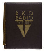 "RKO RADIO PICTURES" 1941-1942 EXHIBITORS BOOK.