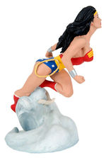 "WONDER WOMAN" STATUE.