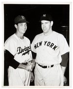 1947 WORLD SERIES OPPOSING PITCHERS NEWS SERVICE PHOTO.