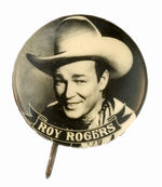 "ROY ROGERS” HIGH QUALITY REAL PHOTO BUTTON FROM THE 1940S.