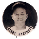 GABBY HARTNETT 1941 STADIUM BUTTON.