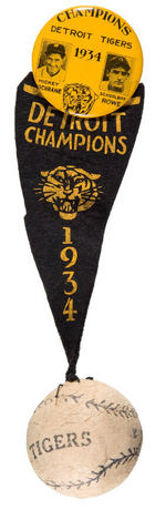 "CHAMPIONS DETROIT TIGER 1934" RARE BUTTON WITH EVEN RARER SUSPENSIONS.