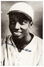 JAMES "COOL PAPA" BELL HOF SIGNED C.1970's POSTCARD.