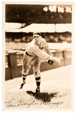 EARLY 1930s BROOKLYN ROBINS/DODGERS PITCHER VAN LINGLE MUNGO SIGNED VINTAGE PHOTO.