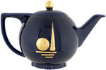 "NEW YORK WORLD'S FAIR 1940 HALL CHINA" BLUE TEA POT.